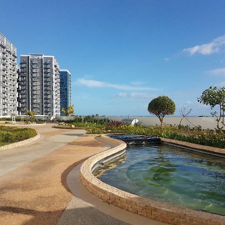 Mactan Newtown Condo With Garden And Ocean View 8Newtown Blvd Isla de Mactán Exterior foto