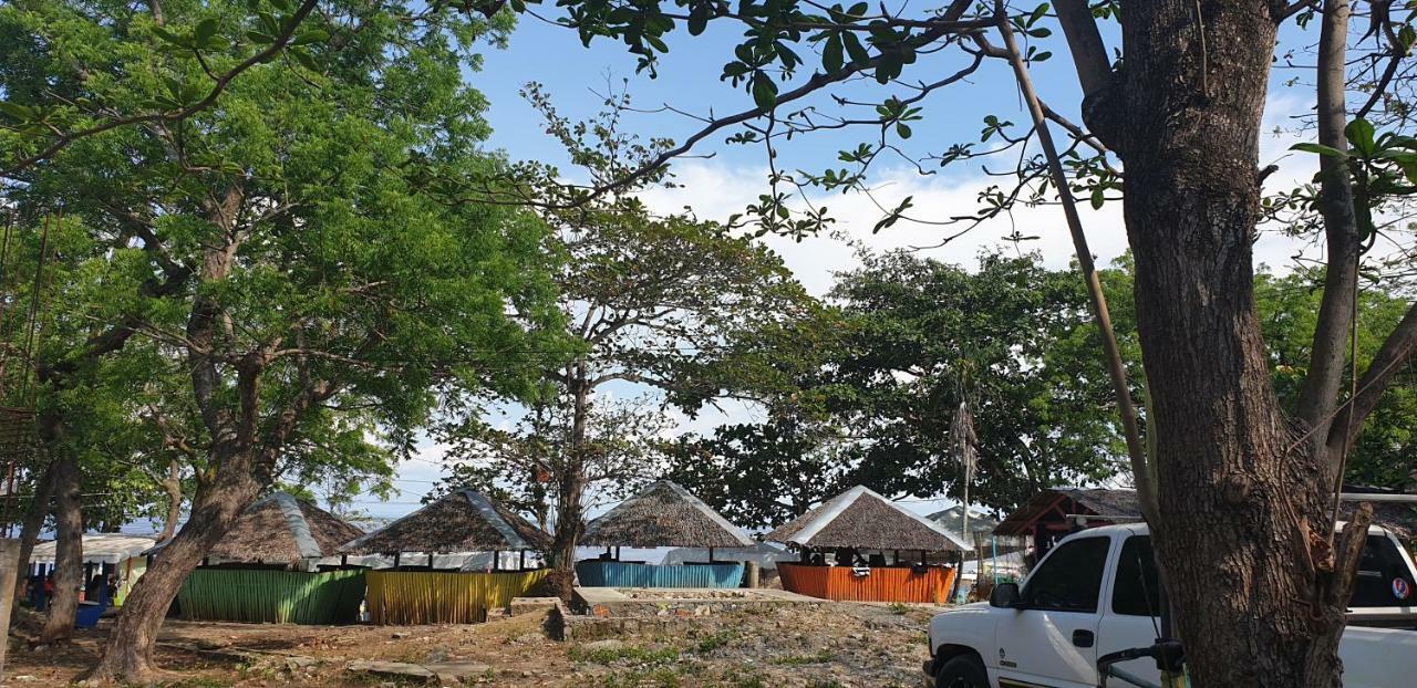 Mactan Newtown Condo With Garden And Ocean View 8Newtown Blvd Isla de Mactán Exterior foto