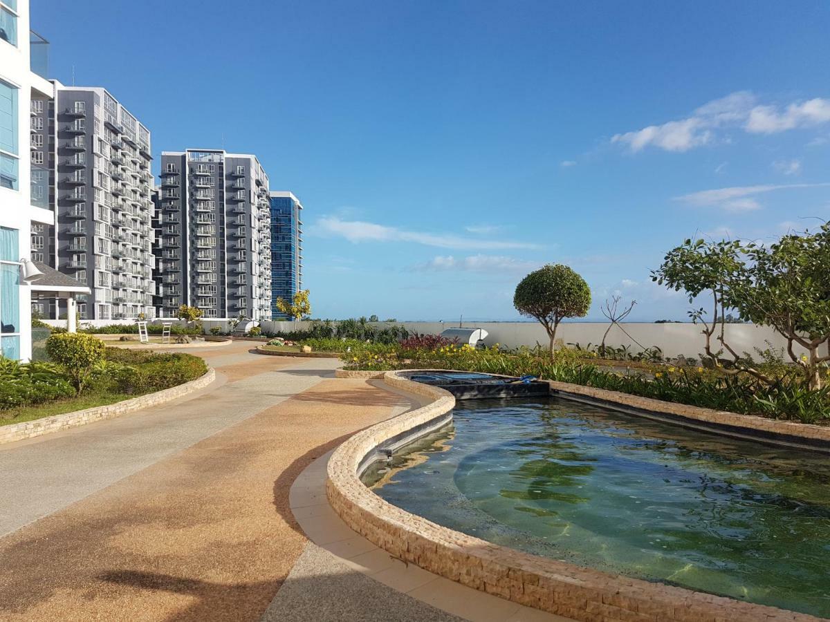 Mactan Newtown Condo With Garden And Ocean View 8Newtown Blvd Isla de Mactán Exterior foto
