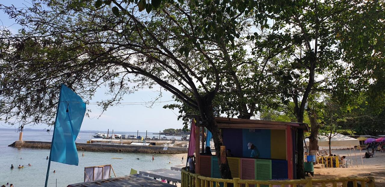 Mactan Newtown Condo With Garden And Ocean View 8Newtown Blvd Isla de Mactán Exterior foto