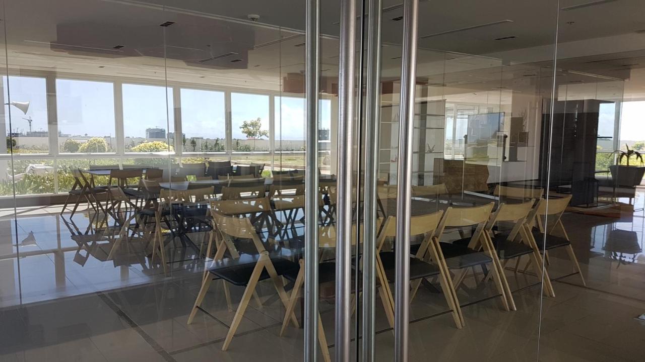 Mactan Newtown Condo With Garden And Ocean View 8Newtown Blvd Isla de Mactán Exterior foto